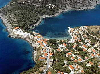 ASSOS TOWN AND CASTLE - 