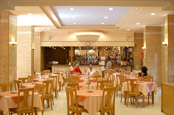 Image of breakfast area of Summey hotel, located in lixouri village, Kefalonia island, Greece. CLICK TO ENLARGE
