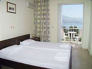 Photo of room of Hotel Summery, Kephalonia island. CLICK TO ENLARGE