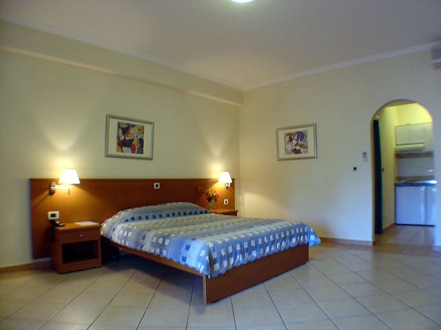 Rooms Photo 9 Muses Hotel Skala Kefalonia CLICK TO ENLARGE