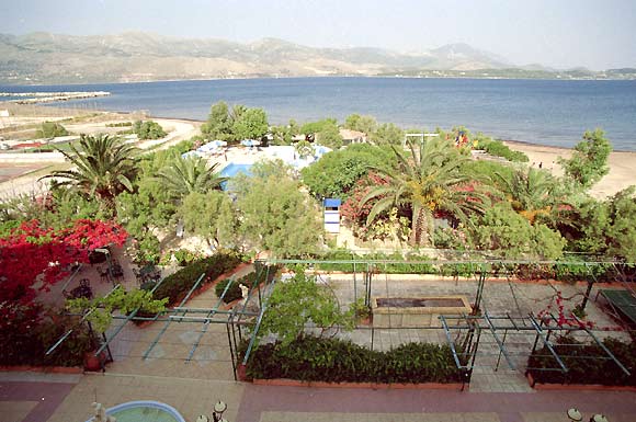 Image of garden and the pool of Summery hotel, lixouri village. CLICK TO ENLARGE